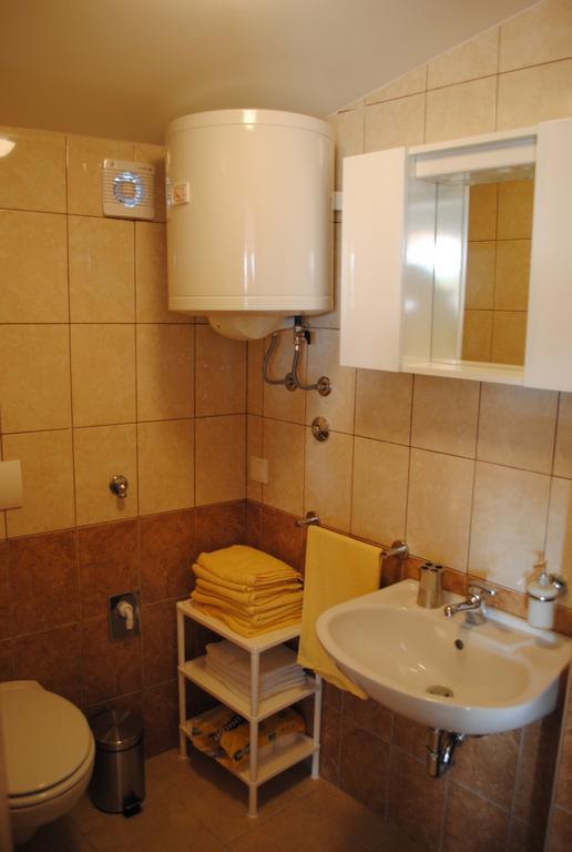 Apartments Kairos - Bili 9 Kastela Room photo